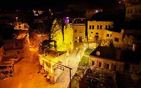 Saliche Cave Suite